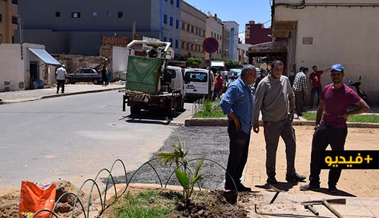 تجار "باصو" يناشدون السلطات بالتدخل بعد إقدام مستشار سابق ببلدية الناظور على طردهم من السوق