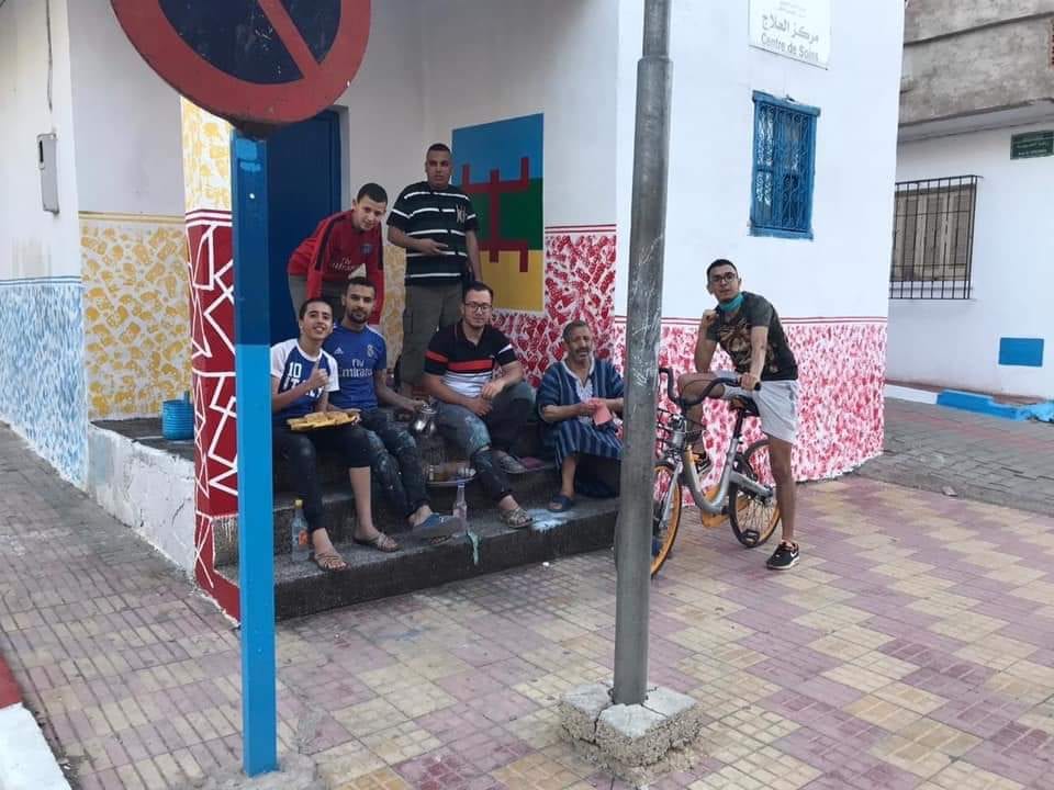 متطوعون بأزغنغان يستنكرون إقدام جهات "مجهولة" على طمس راية الهوية الأمازيغية 