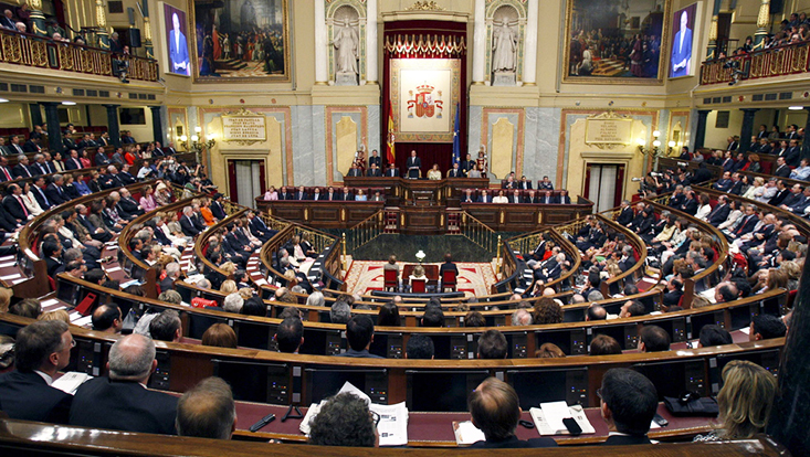 البرلمان الإسباني يصادق على قانون الحد الأدنى من الدخل الجديد لدعم الأسر الفقيرة
