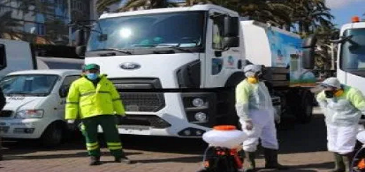 جماعة الناظور تضع "شاحنة و4 عمال" رهن إشارة الجمعيات لإنجاح حملات النظافة