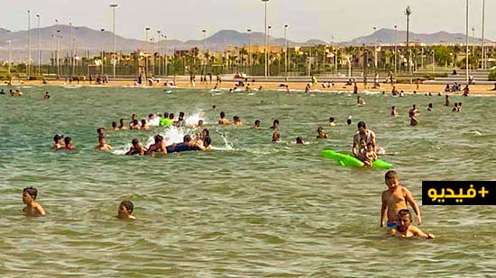 شاهدوا.. إقبال واسع لساكنة الناظور على الشاطئ الاصطناعي بكورنيش مارتشيكا