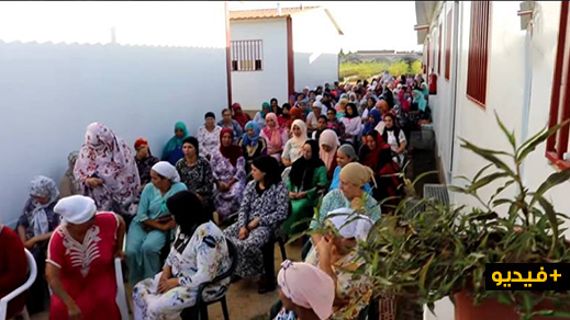  عاملات الفراولة المغربيات في إسبانيا يوجّهن نداء عاجلا لرئيس الحكومة لفتح حدود المملكة