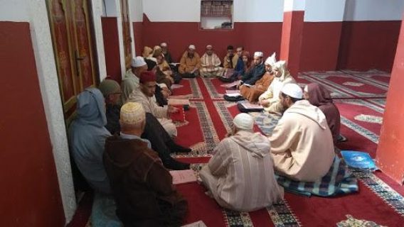 استئناف قراءة "الحزب الراتب" في المساجد بعد صلاتَي الصبح والمغرب استئناف قراءة "الحزب الراتب" في المساجد بعد صلاتَي الصبح والمغرب