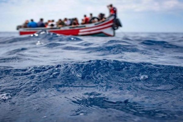وحدات خفر السواحل المغربية تنقذ 183 مهاجرا سريا بينهم أطفال ونساء