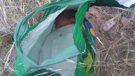 الناظور.. العثور على رضيعة متخلى عنها في مستشفى الحسني