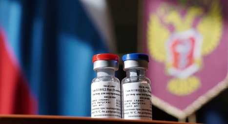 روسيا تطلق لقاحها ضد فيروس كورونا للتداول العام 