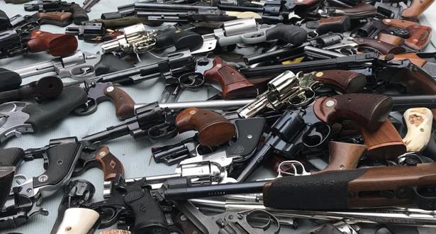 حجز أسلحة متطورة وقنابل يدوية و 400 كلغ من الذخيرة ببروكسيل