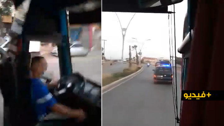 شاهدوا.. أجواء موسيقية وسط المغاربة المرحلين من الثغر المحتل احتفالا بعودتهم إلى أرض الوطن  شاهدوا.. أجواء موسيقية وسط المغاربة المرحلين من الثغر المحتل احتفالا بعودتهم إلى أرض الوطن