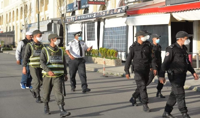 بسبب الارتفاع "الكبير" للمصابين بالفيروس.. السلطات تقرر تمديد مدة الحجر الصحي الشامل بالدارالبيضاء بسبب الارتفاع "الكبير" للمصابين بالفيروس.. السلطات تقرر تمديد مدة الحجر الصحي الشامل بالدارالبيضاء