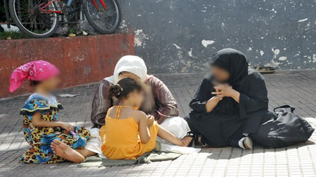 الحسيمة.. المحكمة الابتدائية تدين 12 "متسولا" بالحبس موقوف التنفيذ