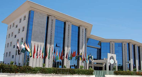 مدیر المعھد الدولي للصحافة والإعلام بوجدة يشكو لوالي الجھة الشرقیة "تنصل" رئیس مجلس العمالة من التزاماته 