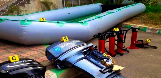 مطاردة للدرك الملكي تنتهي بحجز زورق مطاطي ومحركين وكمية من البنزين بقرية أركمان  مطاردة للدرك الملكي تنتهي بحجز زورق مطاطي ومحركين وكمية من البنزين بقرية أركمان