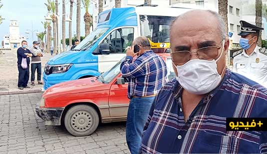 طاكسيات الناظور تحاصر الحافلات الجديدة بسبب تنقلها داخل المدار الحضري  طاكسيات الناظور تحاصر الحافلات الجديدة بسبب تنقلها داخل المدار الحضري