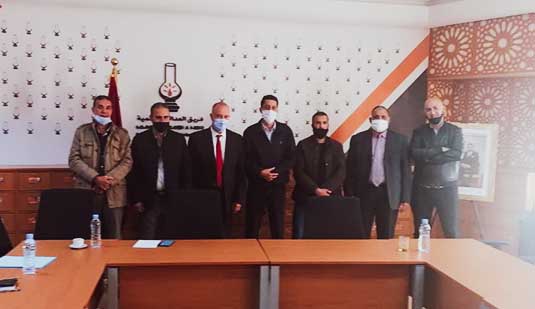 العمال الناظوريون في مليلية يجتمعون بعدد من قيادات الأحزاب السياسية بالرباط