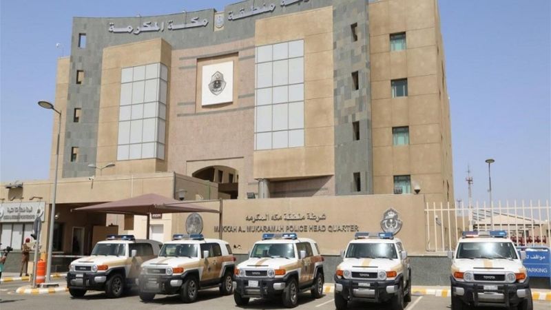 هجوم بسكين على حارس أمن في القنصلية الفرنسية بجدة هجوم بسكين على حارس أمن في القنصلية الفرنسية بجدة