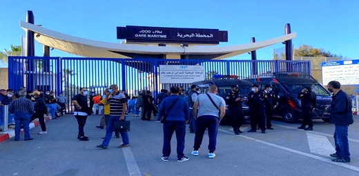 ضمنهم ناظورييون.. تزوير شواهد تحاليل كورونا يسقط مهاجرين مغاربة