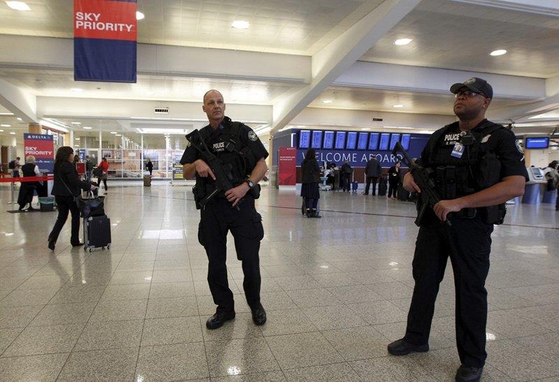الشرطة الفرنسية تقكك عصابة تصدر شهادات مزيفة لفحوص كورونا في مطار بباريس
