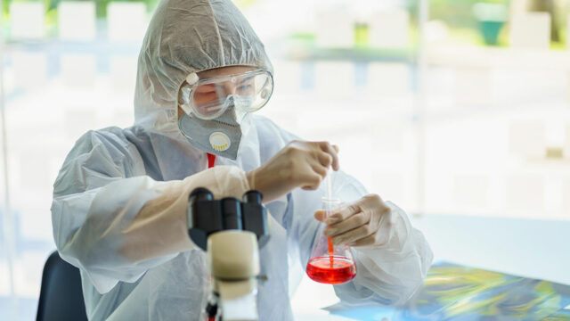 منظمة الصحة العالمية تحذر من ظهور "وباء" جديد وتحث على العلم والتضامن لمواجهته