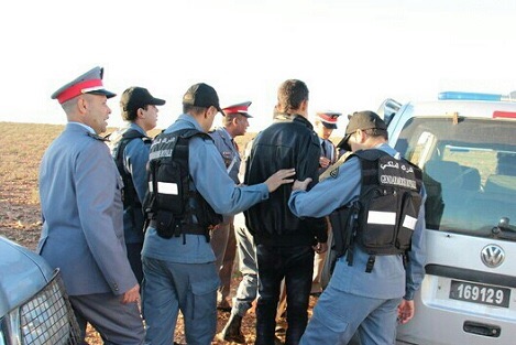 سقوط مروج مبحوث عنه من طرف المصالح الأمنية في قبضة رجال الدرك الملكي بفرخانة 