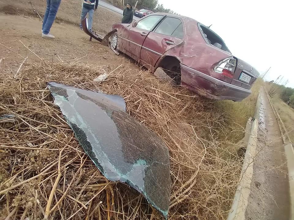 حادثة سير خطيرة ترسل الناشط الأمازيغي رشيد زناي إلى المستشفى 