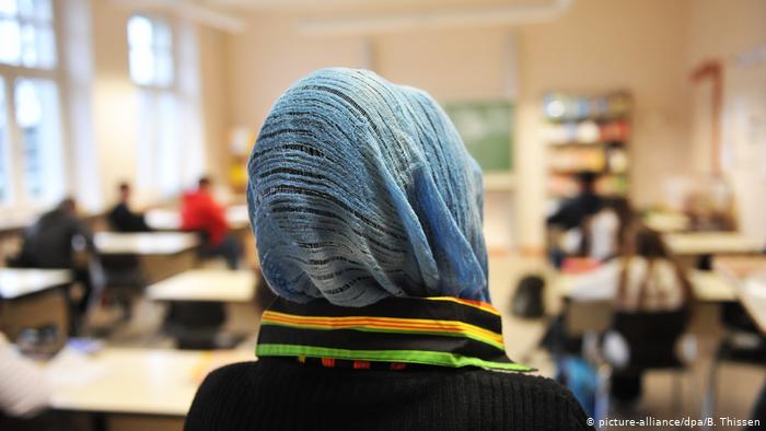 النمسا ترفع حظر ارتداء الحجاب في المدارس 