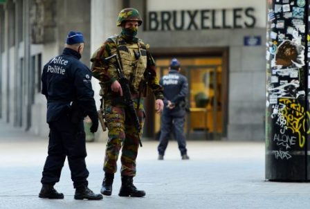 بلجيكا.. "إرهابي" مغربي يحاول "ذبح" موظفة في سجن عينت خوفا من فقدانه الجنسية 