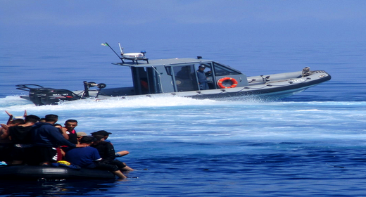 أبحر من سواحل الناظور.. استنفار بحري للبحث عن قارب للهجرة السرية اختفى في بحر البوران