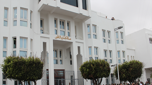 صاحب المحل يرد على عائلة بنتلا: ليس هناك أي أشغال بالمحلين التجاريين ولدي رخصة لاستغلالهما منذ سنوات