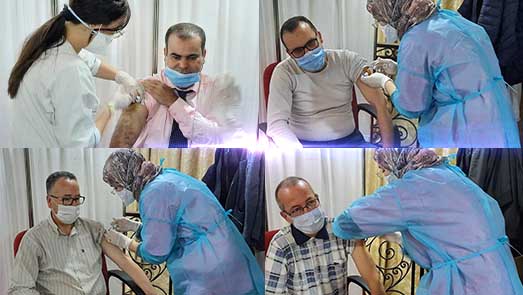 عامل الناظور يشرف على عملية تلقيح أطر مديرية التربية الوطنية بالإقليم