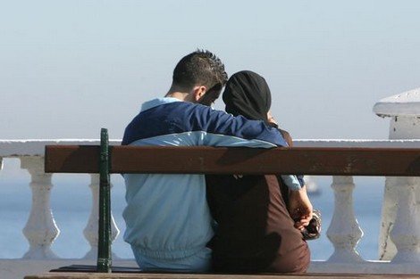 نشطاء مغاربة يطلقون حملة للسماح بحرية الممارسات الجنسية بين البالغين نشطاء مغاربة يطلقون حملة للسماح بحرية الممارسات الجنسية بين البالغين