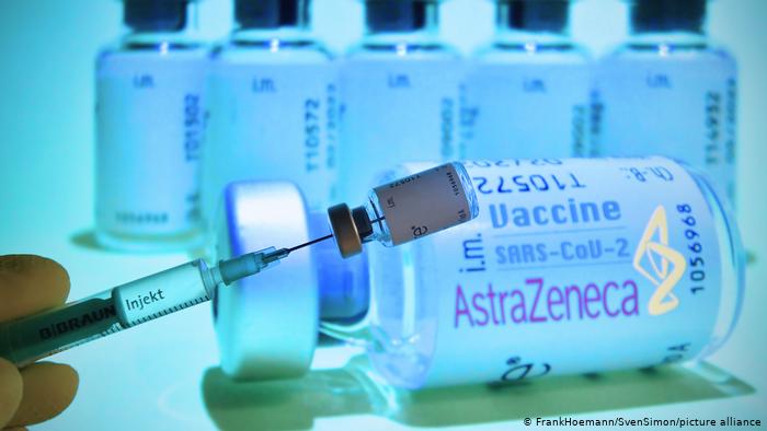 عكس المغرب.. إسبانيا تنضم إلى ألمانيا وترفض تطعيم المسنين بلقاح “أسترازنيكا” 