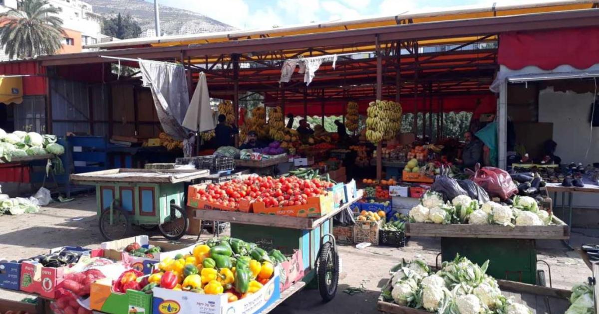 القبض على تاجر مخدرات مغربي مقيم بالخارج يتنكر في زي بائع الخضر والفواكه