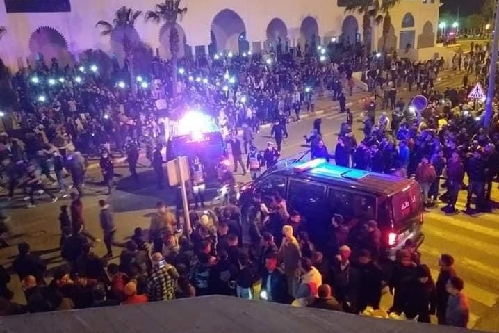 هذا ما قررته ابتدائية تطوان في أول جلسة لمحاكمة معتقلي الفنيدق في حالة اعتقال هذا ما قررته ابتدائية تطوان في أول جلسة لمحاكمة معتقلي الفنيدق في حالة اعتقال