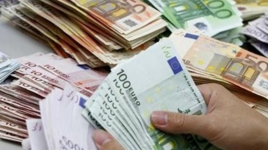 تحويلات مغاربة الخارج تسجل ارتفاعا ملحوظا خلال أزمة كورونا تحويلات مغاربة الخارج تسجل ارتفاعا ملحوظا خلال أزمة كورونا