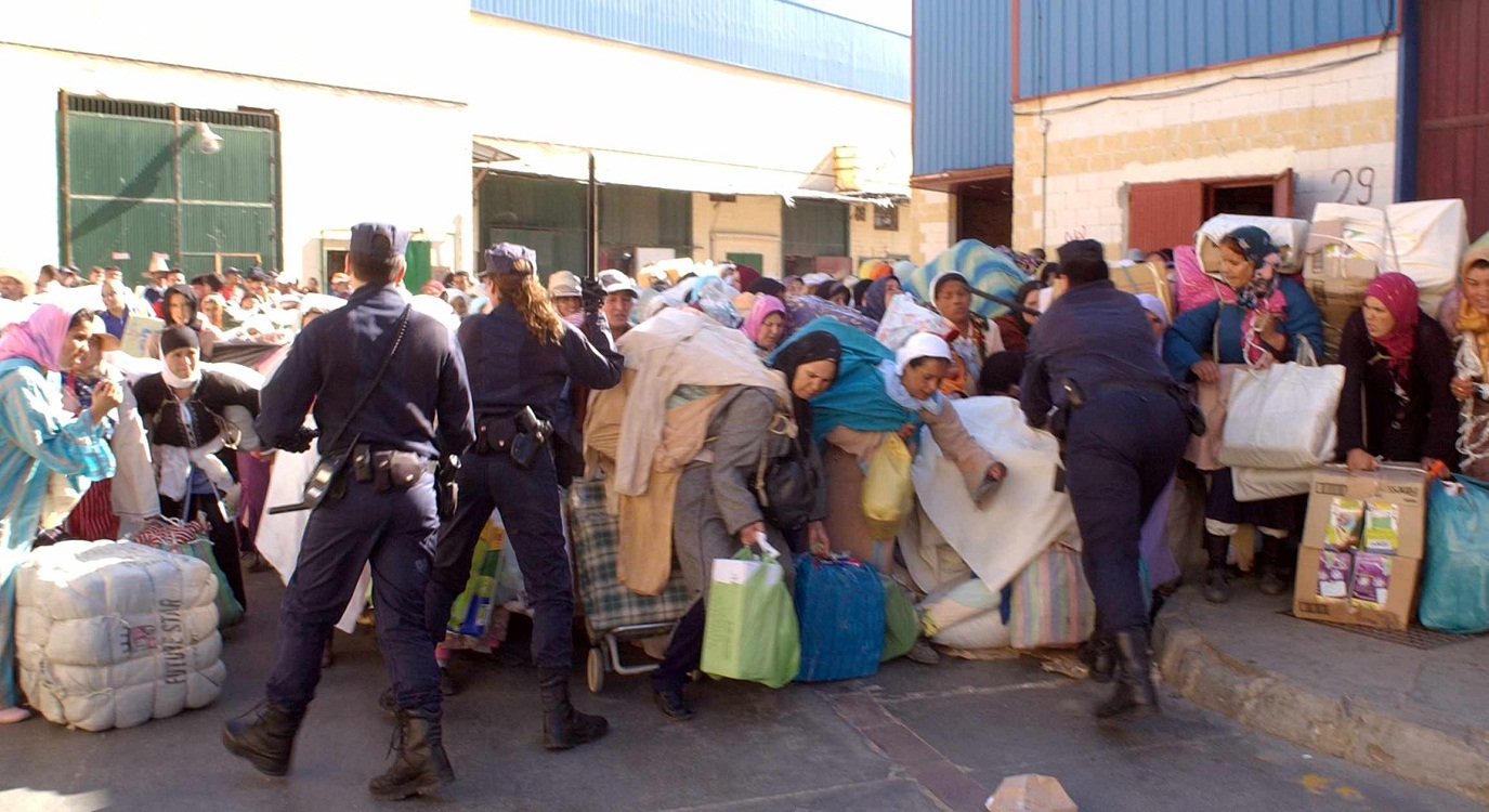مدريد تسير نحو إنهاء الجدل القائم بشأن التهريب المعيشي