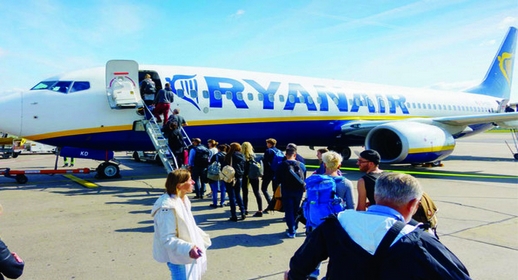 يهم الجالية.. شركة "ريان إير" تطلق تخفيضات خيالية لعشرات الرحلات بين المغرب ودول أوروبا يهم الجالية.. شركة "ريان إير" تطلق تخفيضات خيالية لعشرات الرحلات بين المغرب ودول أوروبا