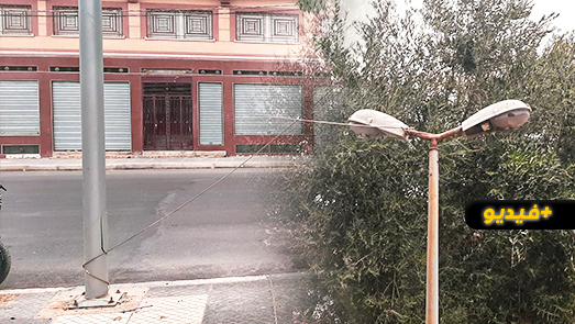 سلك كهربائي عالي التوتر يهدد المواطنين بالطريق الرئيسية الرابطة بين أزغنغان والناظور