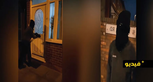 كاميرا للمراقبة ترصد لصا يعيد أموالا مسروقة بعد اكتشافه أنها تبرعات لأحد المساجد كاميرا للمراقبة ترصد لصا يعيد أموالا مسروقة بعد اكتشافه أنها تبرعات لأحد المساجد