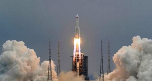 بعد الصاروخ الصيني.. صاروخ جديد يضل طريقه في الفضاء