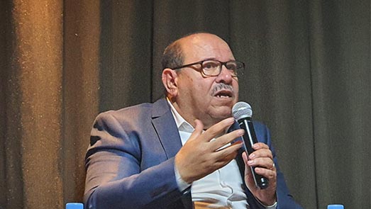 بوصوف: إحداث وكالة ثقافية موجهة لمغاربة العالم سيساعد في انفتاح الثقافة المغربية وتسويقها في الخارج بوصوف: إحداث وكالة ثقافية موجهة لمغاربة العالم سيساعد في انفتاح الثقافة المغربية وتسويقها في الخارج