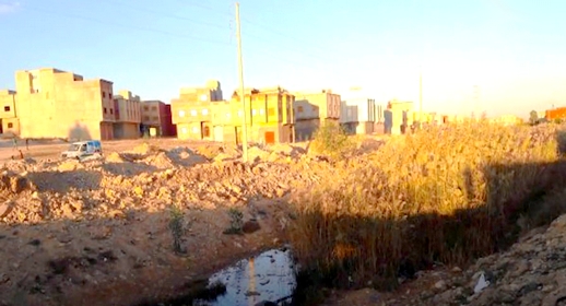 إذاعة "كاب راديو" تسلط الضوء على واقع التهميش الذي يعيشه حي واد وزاج بمدينة العروي