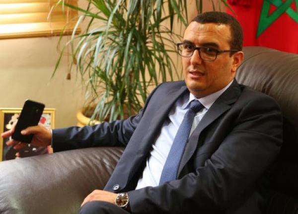 وزير الشغل أمام القضاء بسبب مباريات توظيف “على المقاس”