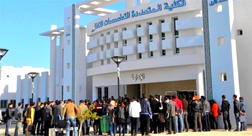 فيروس كورونا يعلق الدراسة الحضورية ومناقشة البحوث بمؤسسات جامعية