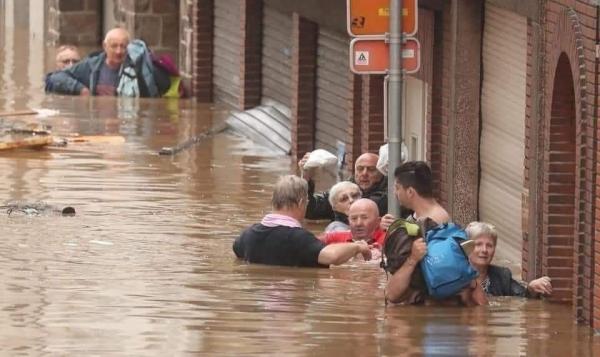 ارتفاع ضحايا الفيضانات بألمانيا لأزيد من 100 قتيل