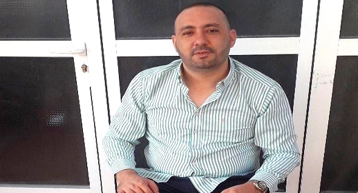 الشاب محمادي بنعلي يغادر حزب العهد ويقود بمعية أطر وكفاءة شابة لائحة حزب النهضة ببلدية بني انصار الشاب محمادي بنعلي يغادر حزب العهد ويقود بمعية أطر وكفاءة شابة لائحة حزب النهضة ببلدية بني انصار