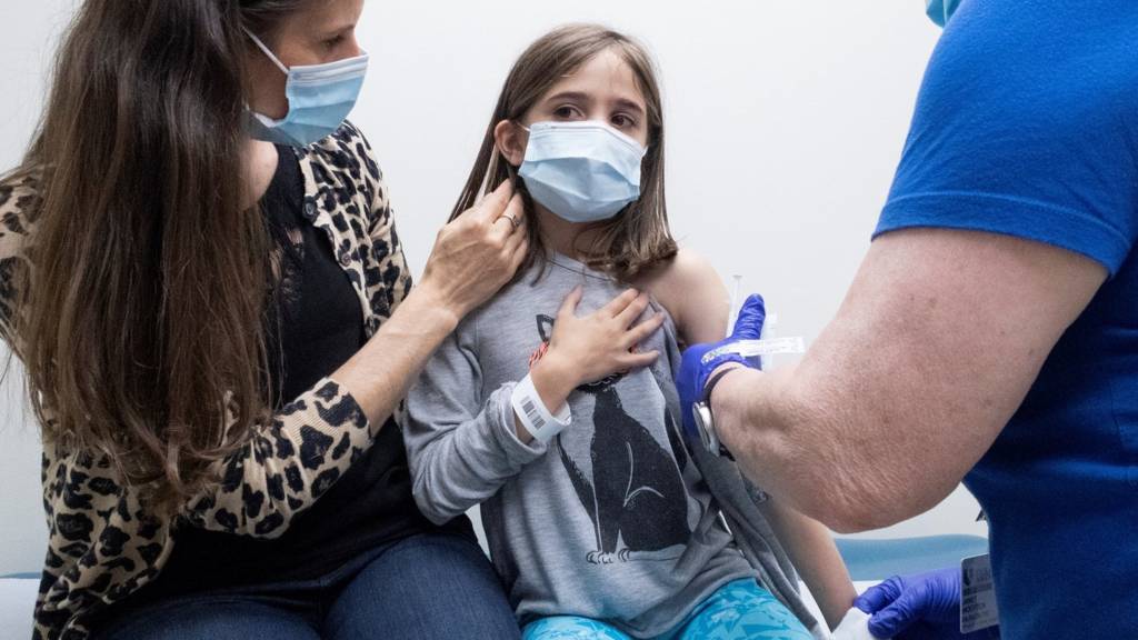 انطلاق عملية تطعيم الأطفال تحت 12 سنة ضد كورونا