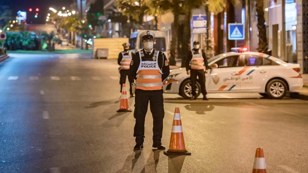 عضو بلجنة تتبع الحالة الوبائية بالمغرب يكشف سبب تشديد الإجراءات الاحترازية