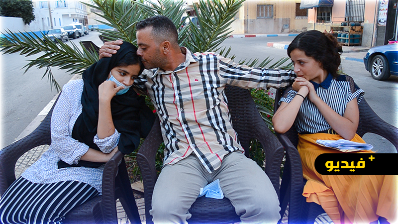 سيدة من عاملات الفراولة تطلق زوجها بالوكالة وهذا الأخير يدعو الجهات المعنية لفتح تحقيق في الملف