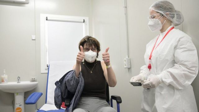 الاتحاد الأوروبي يعلن عن تلقيح 70% من المواطنين ضد فيروس "كورونا‎‎"