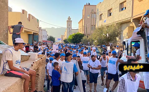 ساكنة حي إكوناف تخصص استقبالاً وتجاوبا كبيرين للرحموني وأنصاره وتعده بالدعم والمساندة 